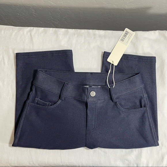 NWT YELETE Classic Stretch Bermuda Shorts Small - Picture 6 of 12